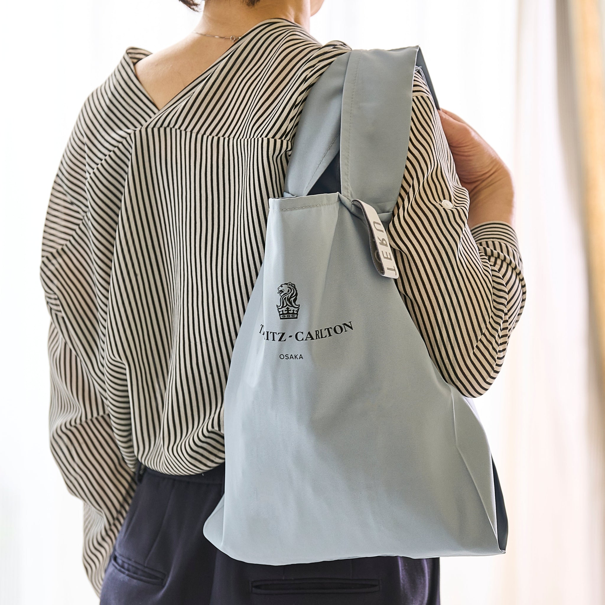 限定バック　リッツカールトンモルディブ Amazon.co.jp: Ritz-Carlton Maldives Novelty Basket Bag